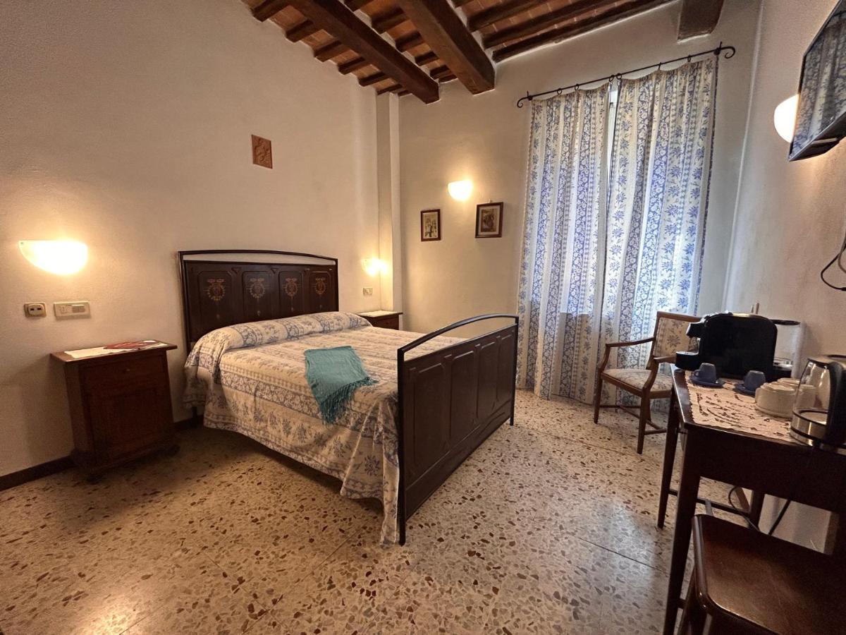 Camere Gozzante Pienza Luaran gambar