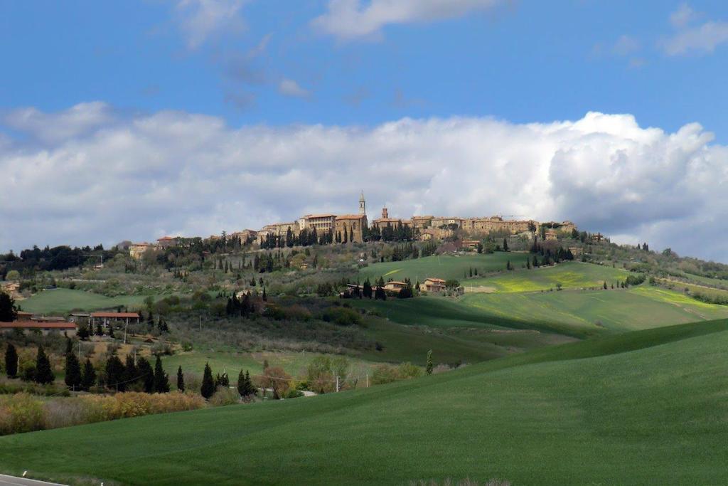 Camere Gozzante Pienza Luaran gambar