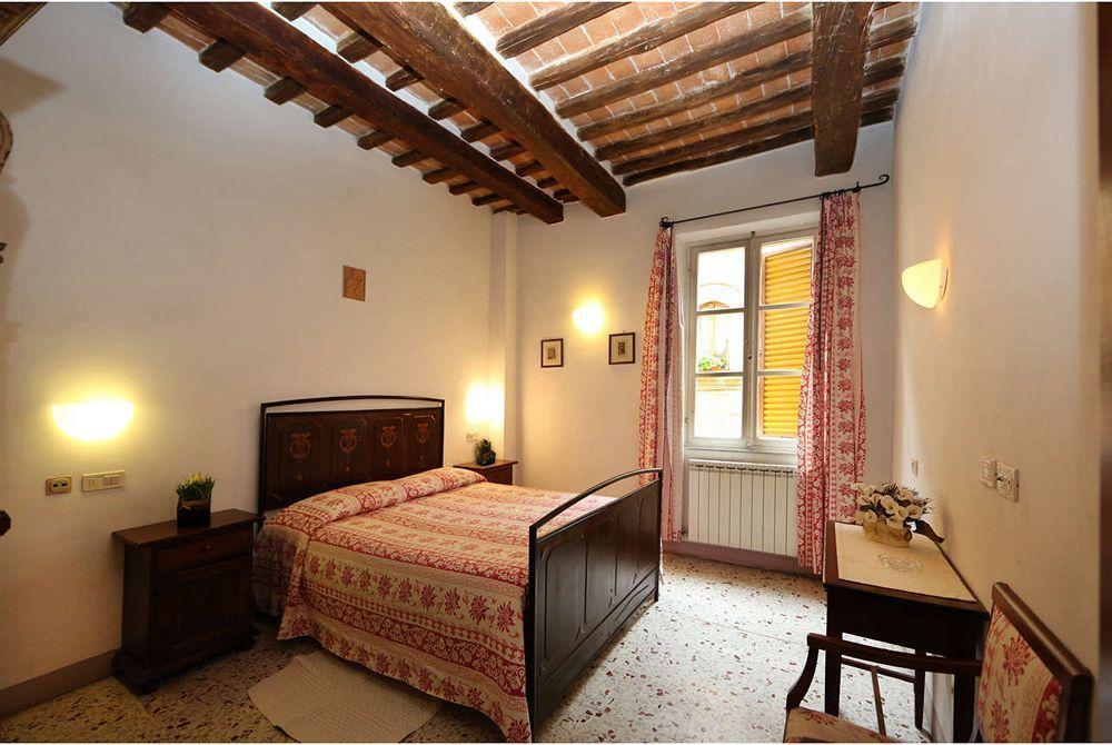 Camere Gozzante Pienza Luaran gambar